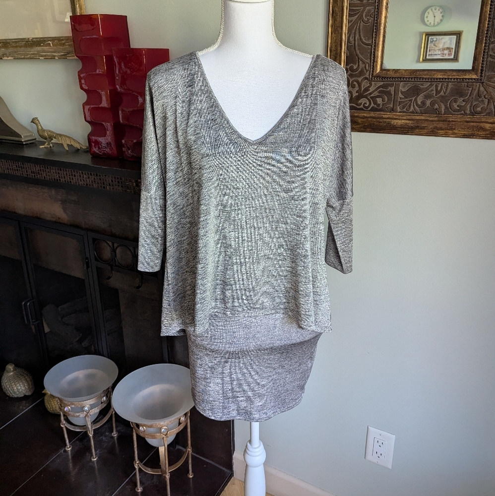 White House Black Market Women's XS Gray Layered Long Tunic Top Dolman Sleeve 96